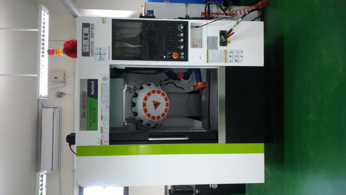 Three-axis tapping machineImage
